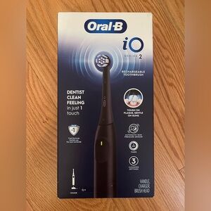 Oral‑B iO Series 2 Rechargeable Electric Toothbrush - Black